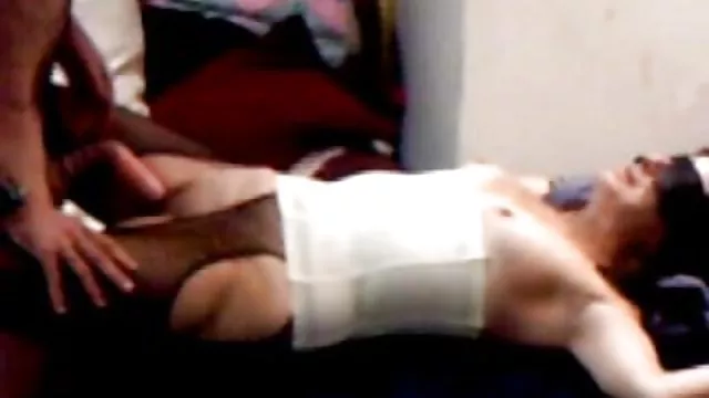 ورزش بدون ثبت نام سه تغییرات سكس با زن سن بالا T